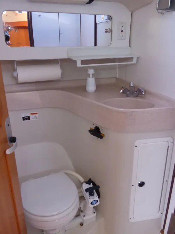 2001 Catalina 380