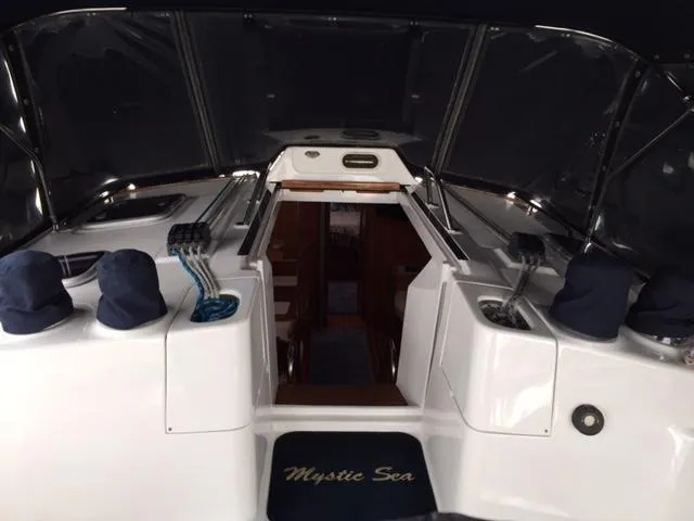 2003 Hunter 466