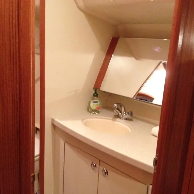 2003 Hunter 466