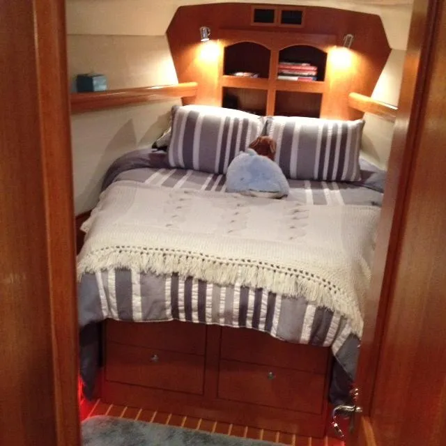 2003 Hunter 466