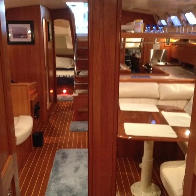 2003 Hunter 466