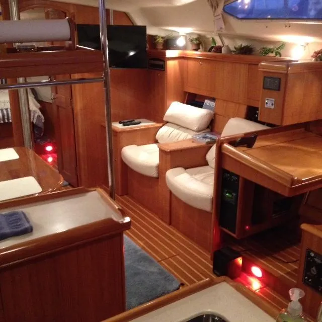 2003 Hunter 466