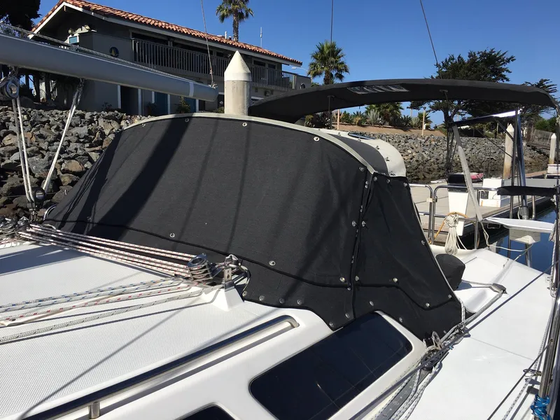 2001 Catalina 320