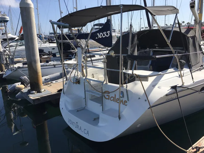 2001 Catalina 320