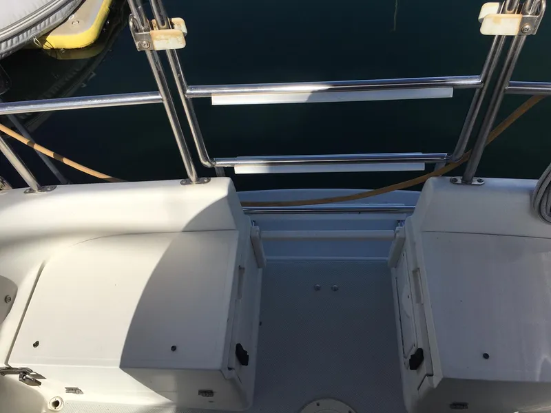 2001 Catalina 320