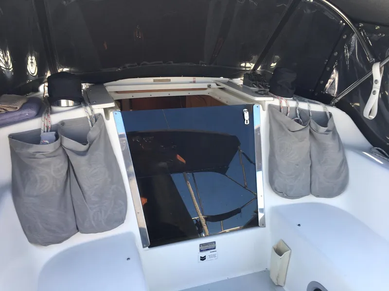 2001 Catalina 320