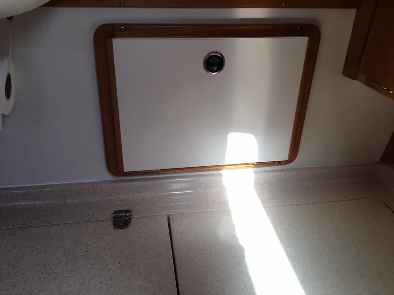 2001 Catalina 320