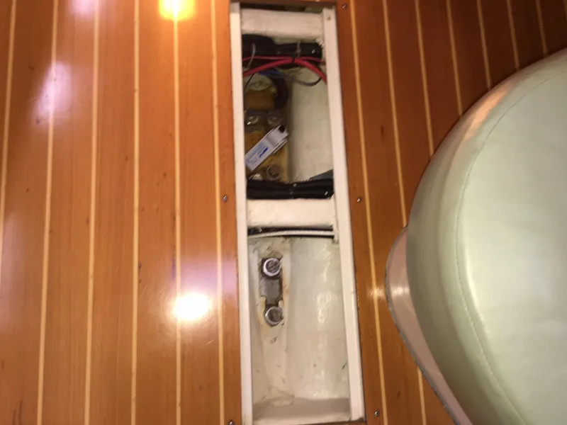 2001 Catalina 320