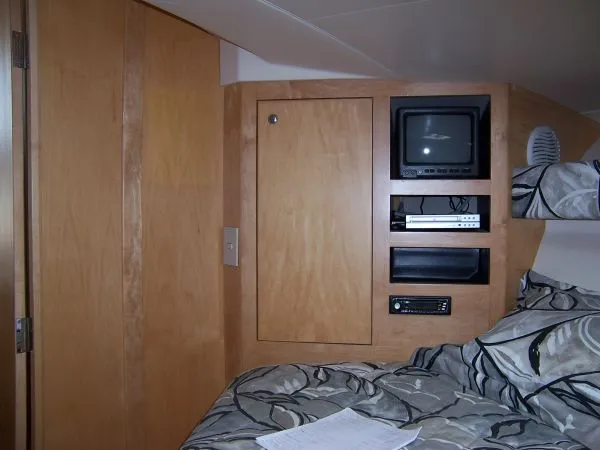 2000 Luhrs 340 Convertible