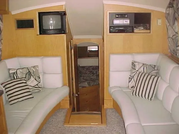 2000 Luhrs 340 Convertible