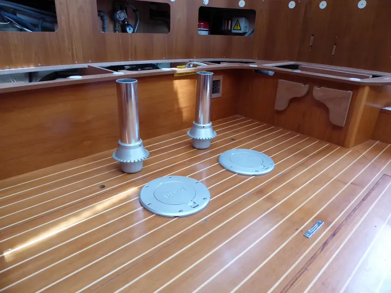 Removable dinette table