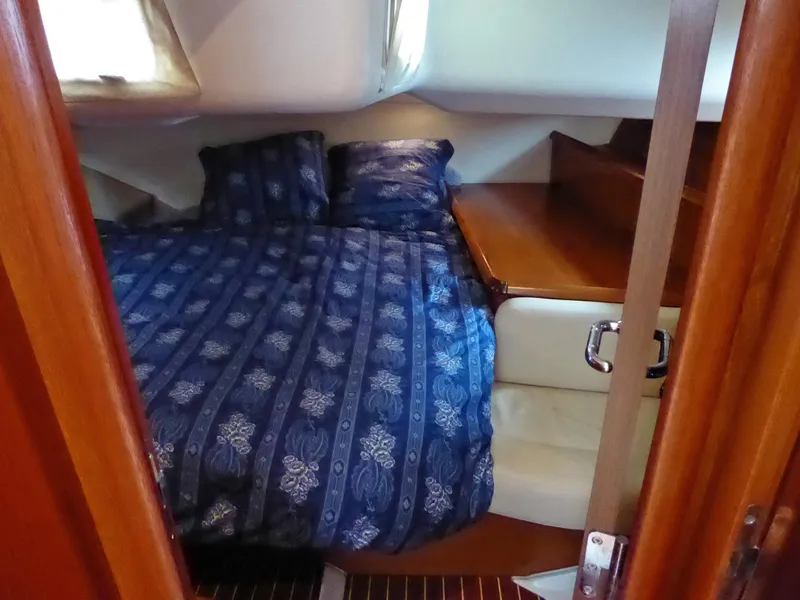 Aft suite