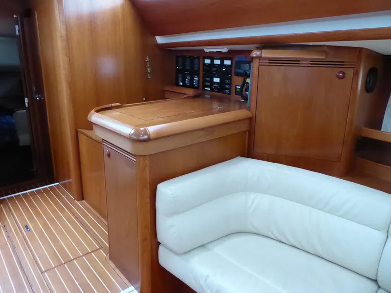 Looking to nav station, second head aft