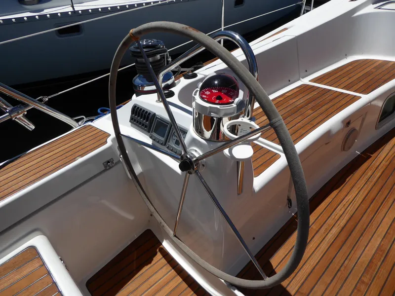 Helm port