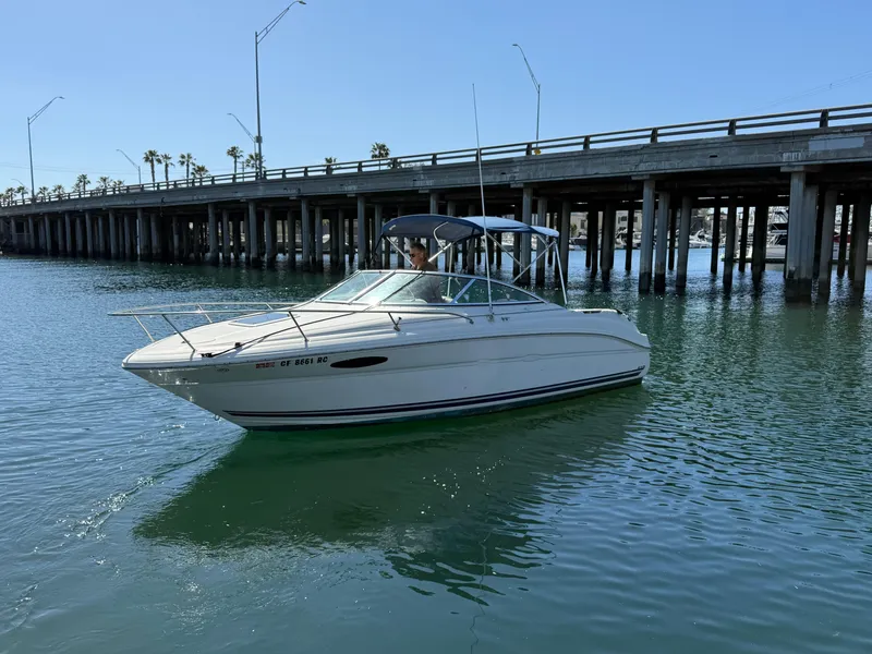 2004 Sea Ray 215 Weekender