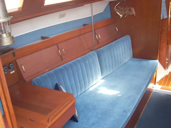 1986 Hunter Sloop