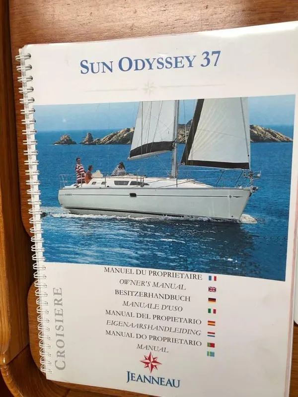 2004 Jeanneau Sun Odyssey 37