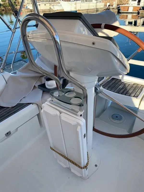 2004 Jeanneau Sun Odyssey 37