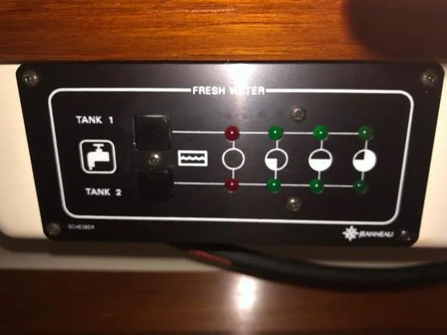 2004 Jeanneau Sun Odyssey 37