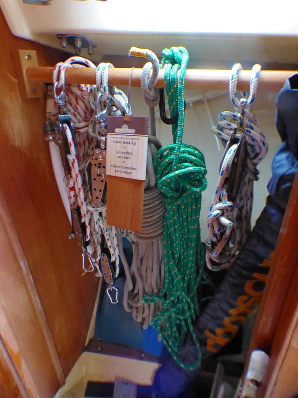 Hanging Locker w/ Spare Lines