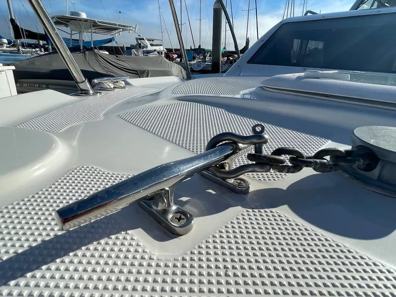 2008 Bayliner Discovery 246