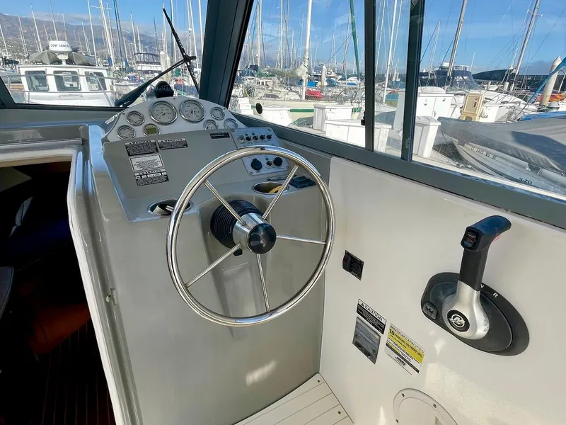 2008 Bayliner Discovery 246