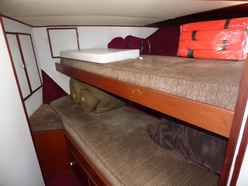 1976 Uniflite 42 SportFisher