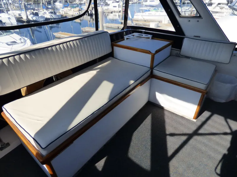 1976 Uniflite 42 SportFisher