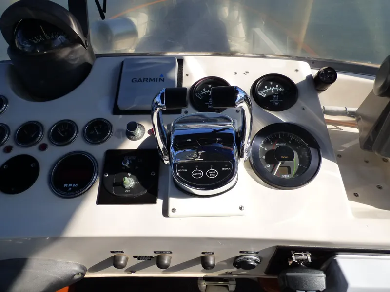 1976 Uniflite 42 SportFisher