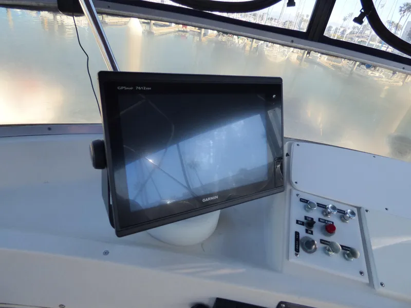 1976 Uniflite 42 SportFisher