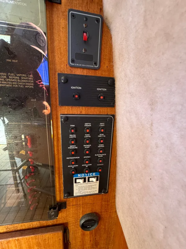 1992 Bayliner 3888 MY Sedan