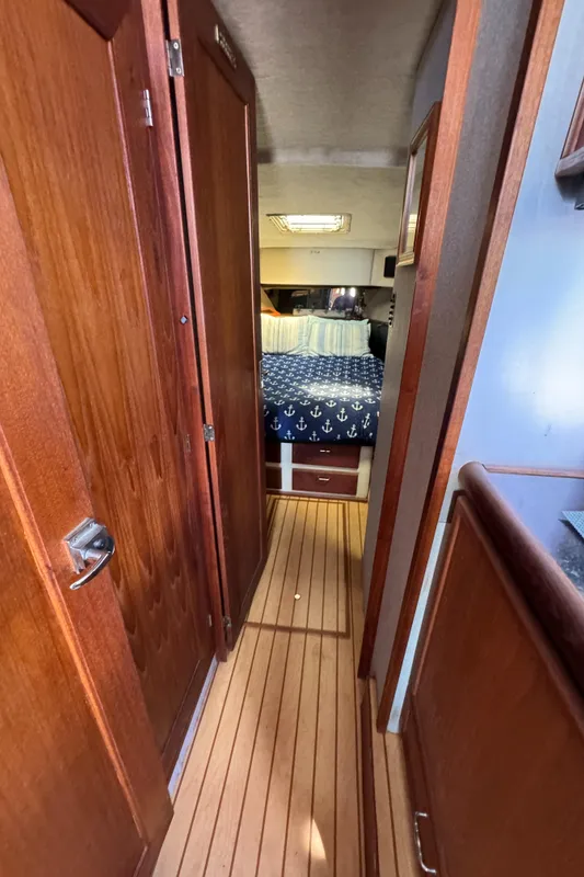 1992 Bayliner 3888 MY Sedan