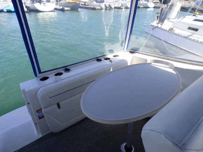 2008 Bayliner 285