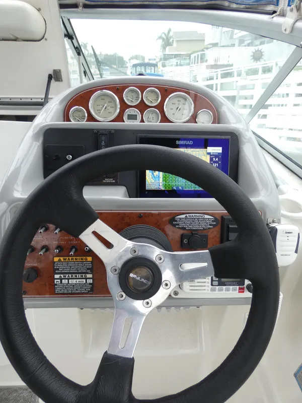 2008 Bayliner 285