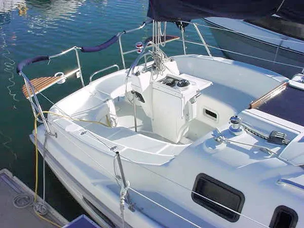 1995 Hunter 29.5