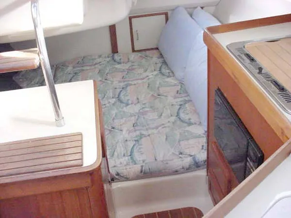 1995 Hunter 29.5