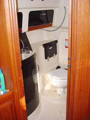 1995 Hunter 29.5