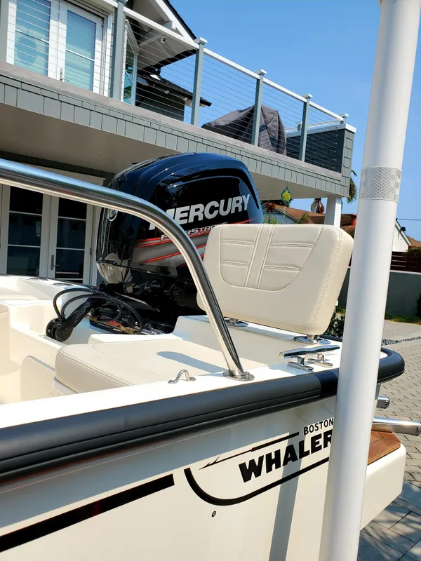 Stern seats