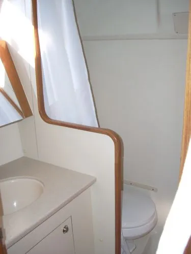 Aft Head and Shower