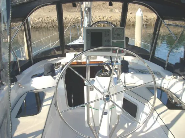 Center Cockpit