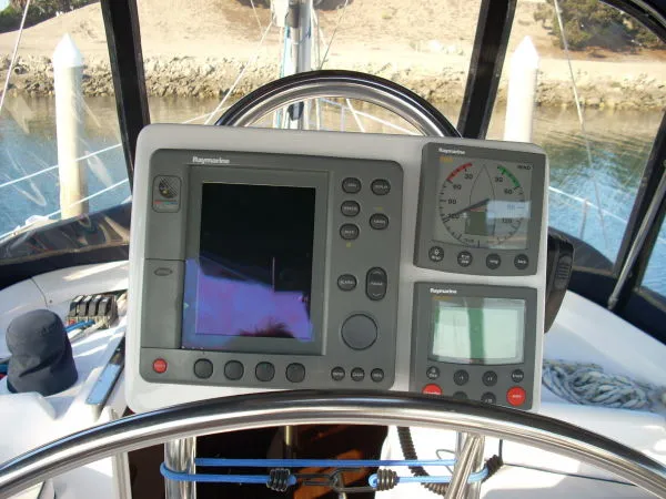 2002 Hunter Passage 420