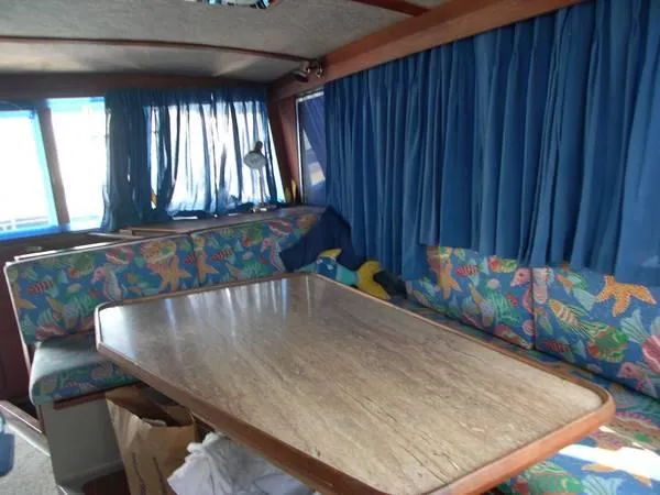 1985 Bayliner 3270 Motoryacht