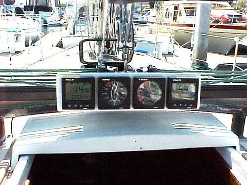 1976 CF
