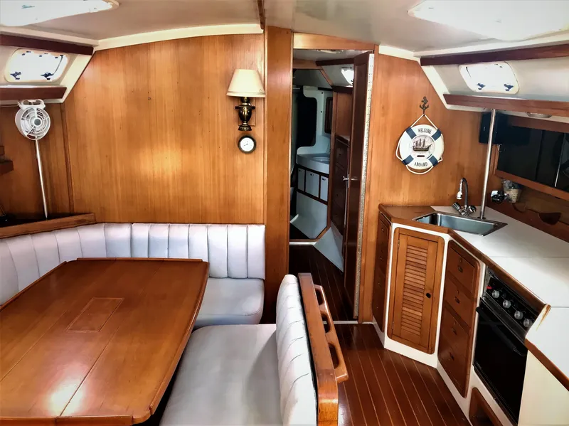 1992 Catalina 42