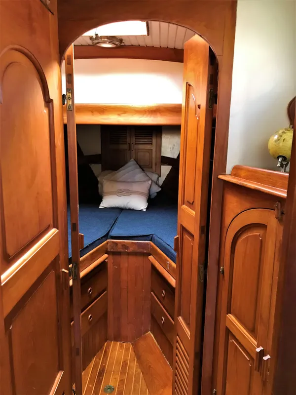 1978 Hans Christian 34 Cutter