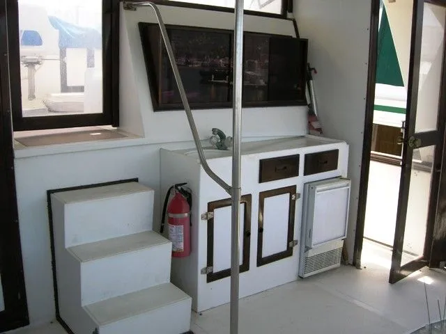 Aft Deck Wet Bar steps to Fly-bridge