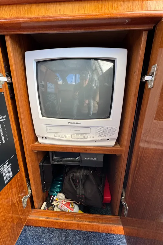 2003 Mediterranean 38 Convertible