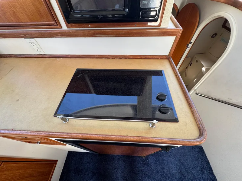 2003 Mediterranean 38 Convertible