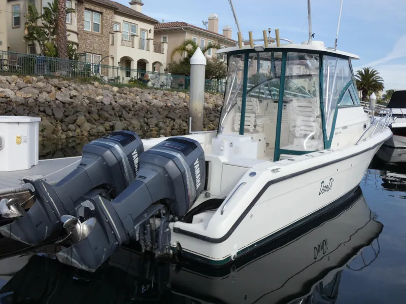 2000 Pursuit 2870 Walkaround