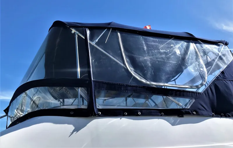 1996 Carver 380 Santego